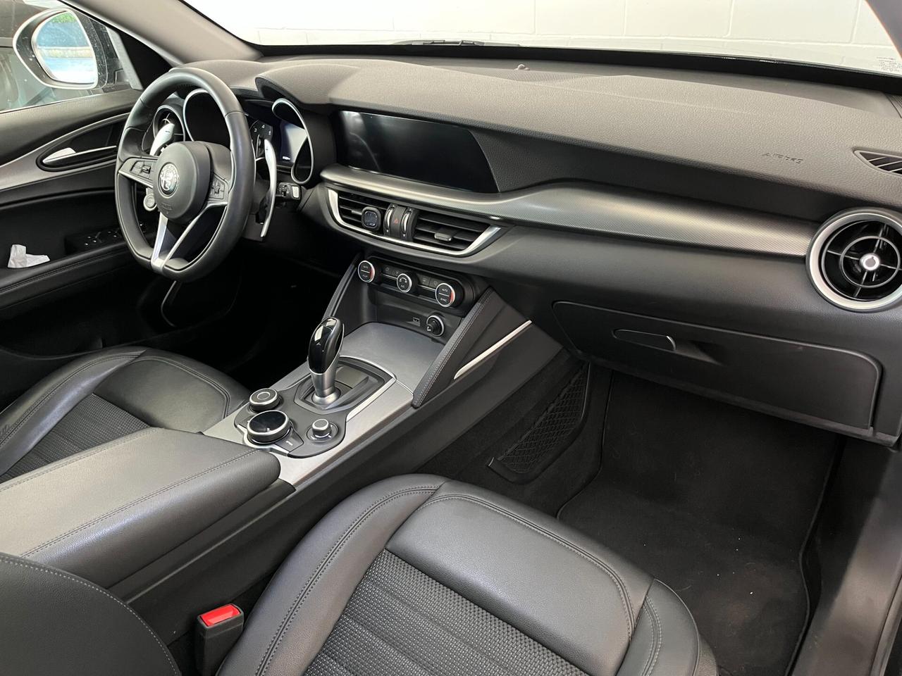 Alfa Romeo Stelvio 2.2 Turbodiesel 210 CV AT8 Q4 Executive