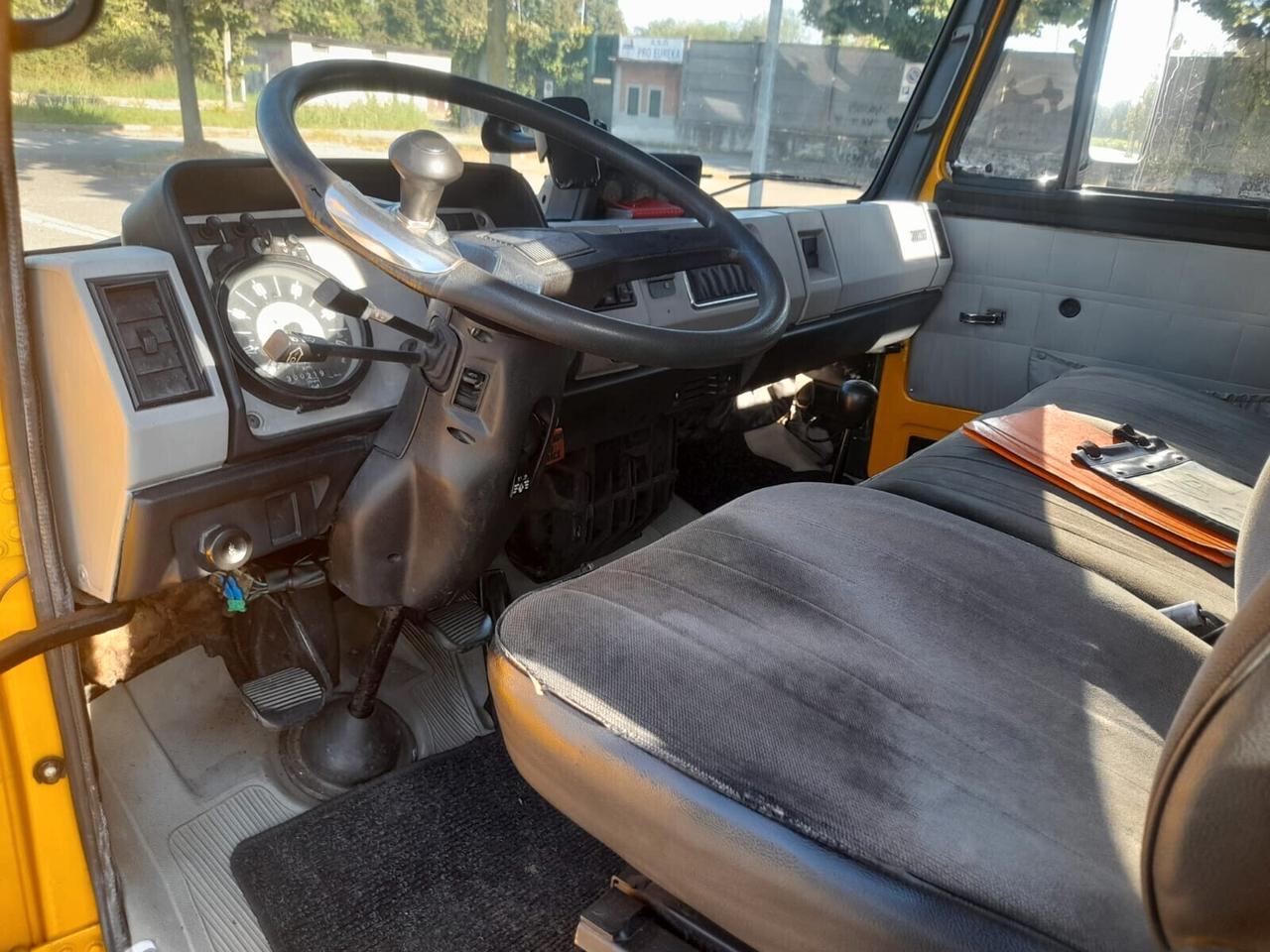 Iveco Altro CARROATTREZZI PIANALE MT 5,70 PERFETTO