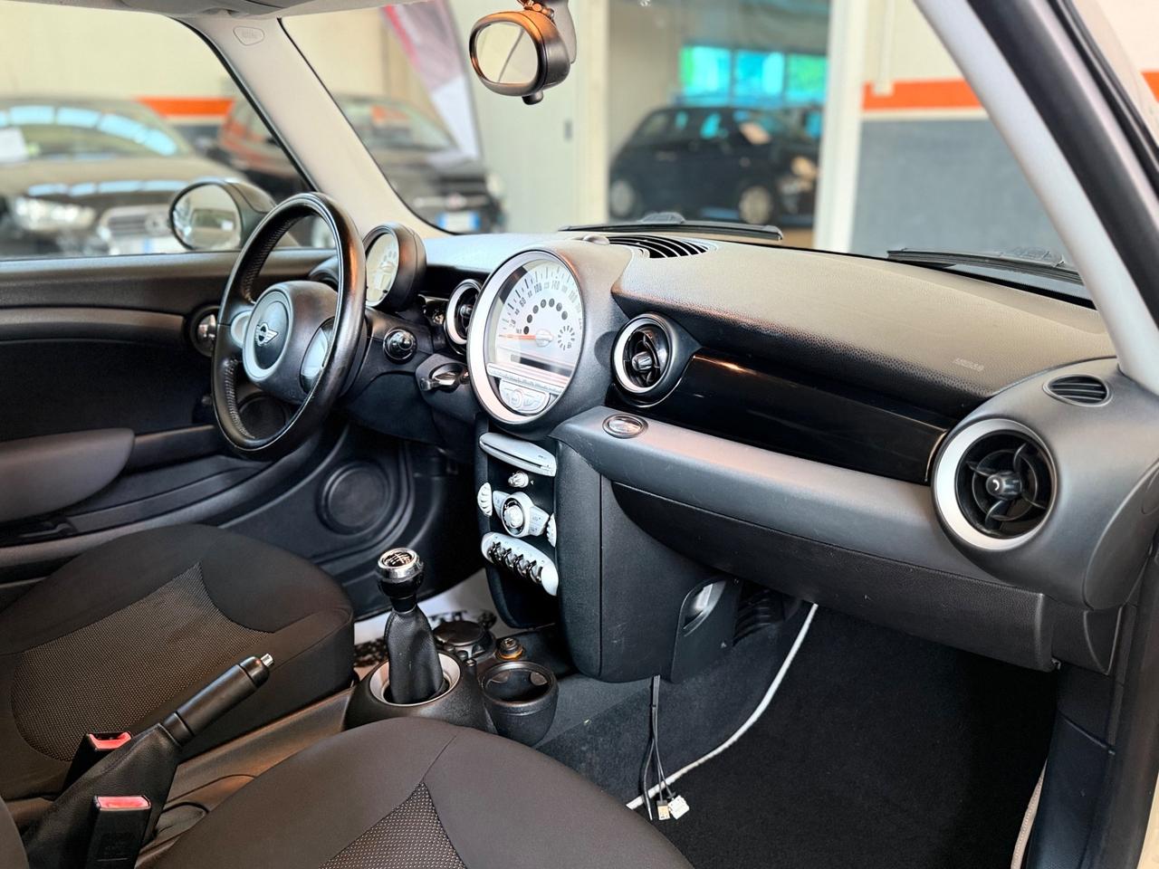 Mini 1.6 16V Cooper NEOPATENTATI