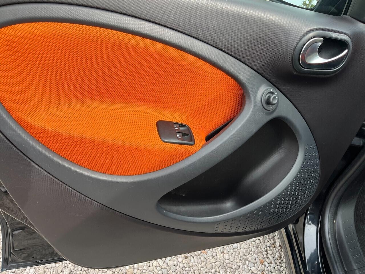 SMART FORFOUR 1000 BENZINA AUTOMATICA KM CERTIFICATI UNICO PROPRIETARIO 2016