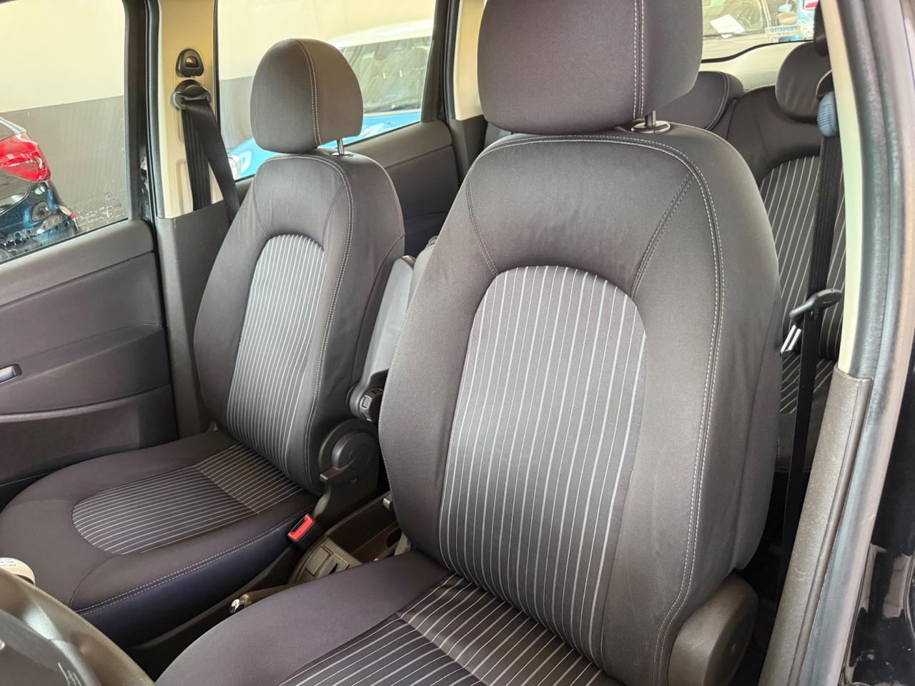 Lancia MUSA 1.4 Oro UNICO PROP GRAFFI SU CARROZZERIA