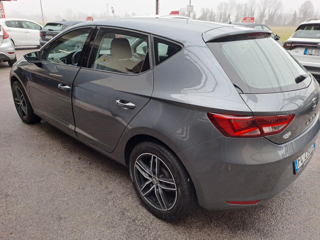 SEAT LEON 1.6 TDI 110CV EURO6 - OK NEOPATENTATI