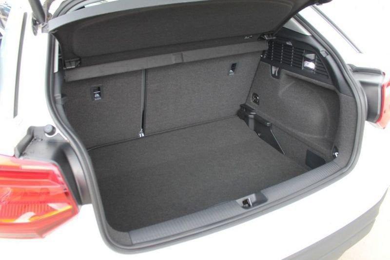 Audi Q2 30 TDI S tronic Business