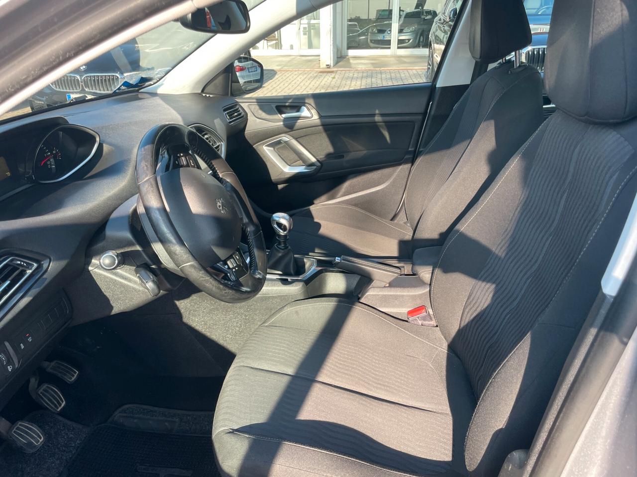 Peugeot 308 BlueHDi 120 S&S Business