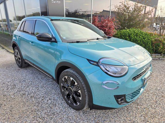 FIAT 600 Hybrid 100 CV DCT MHEV La Prima