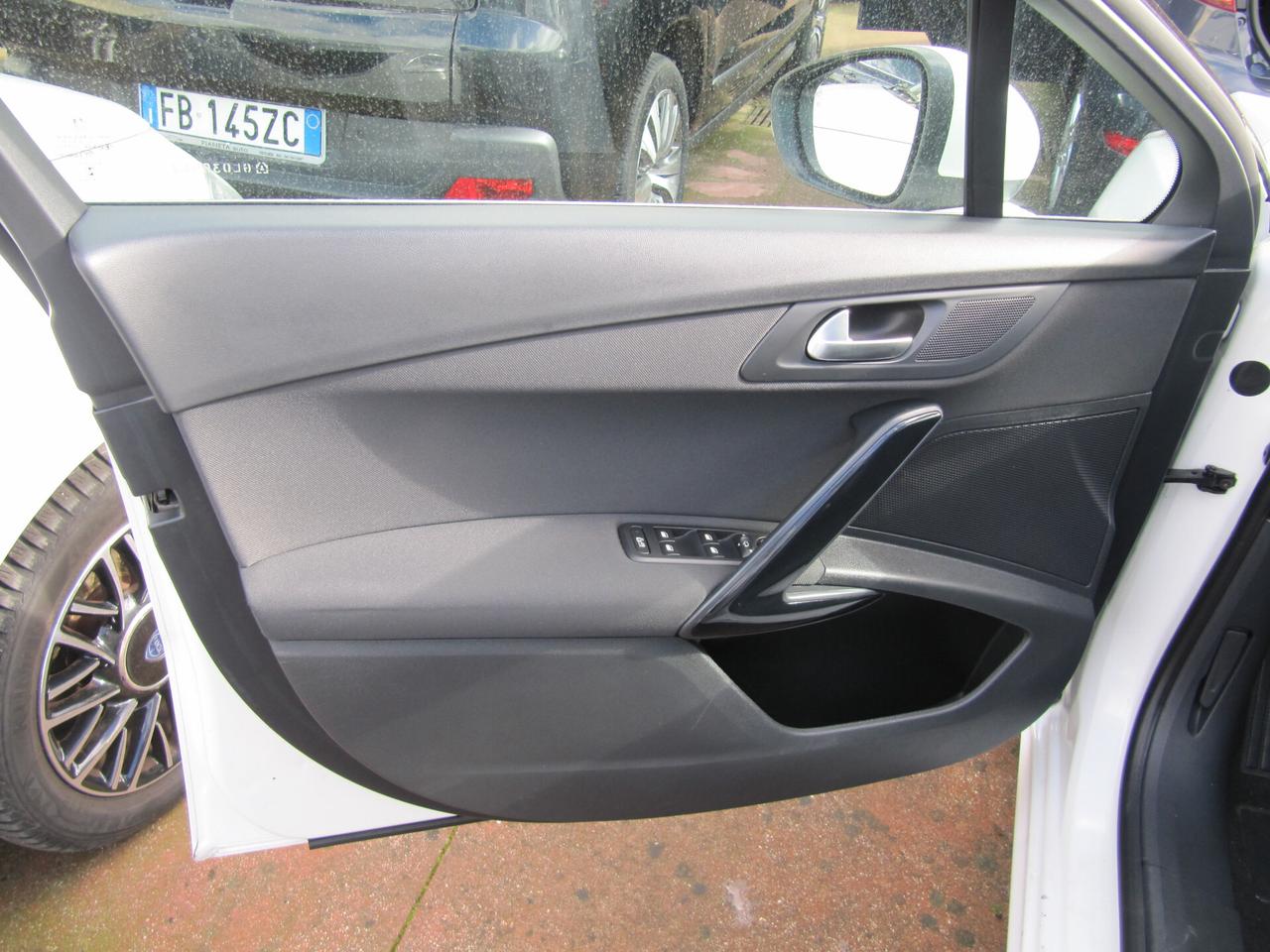 Peugeot 508 BlueHDi 120 EAT6 S&S Business - AUTOMATICO