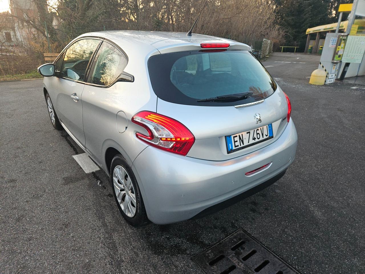 Peugeot 208 1.2 VTi 82 CV 3 porte Active