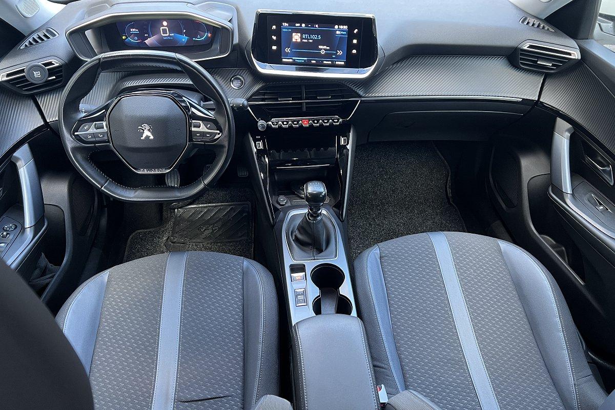 PEUGEOT 2008 PureTech 130 S&S Allure