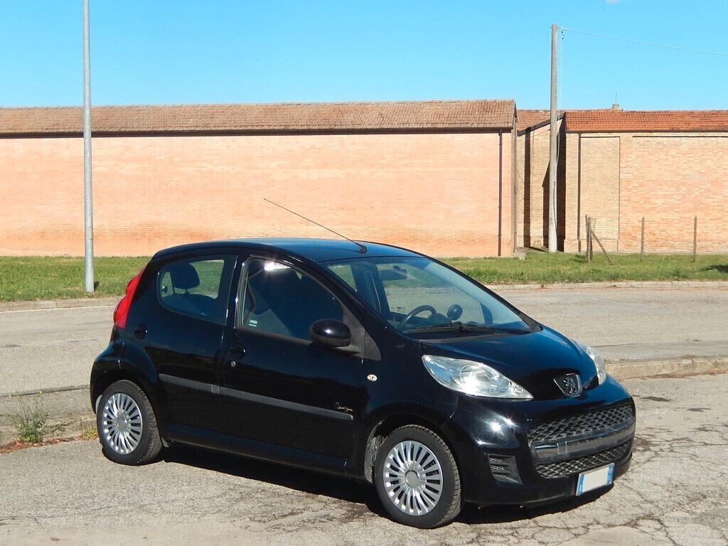 PEUGEOT 107 1.0 benzina con SOLO 100000Km