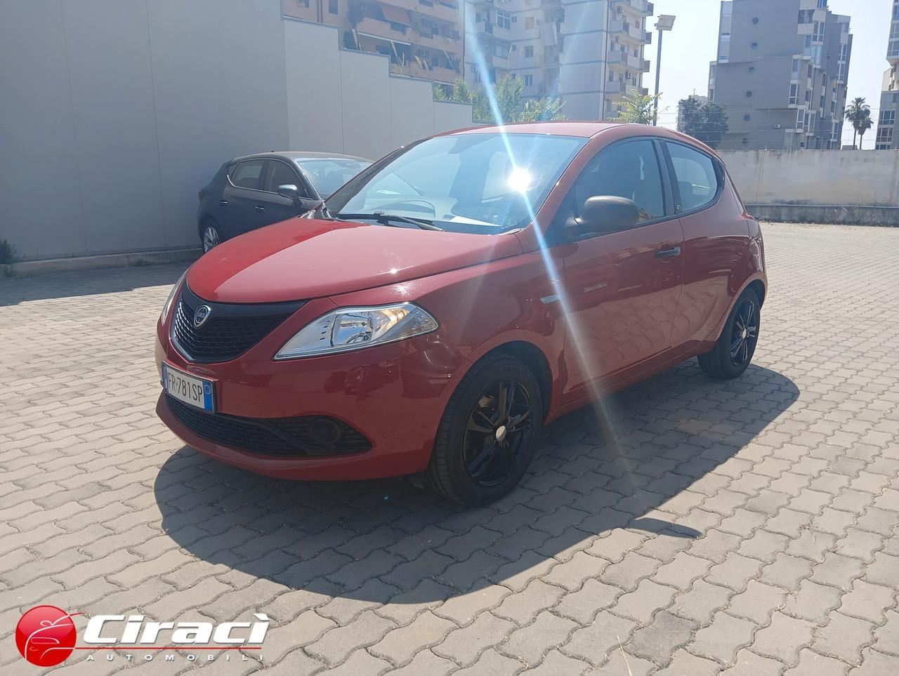 Lancia Ypsilon 1.2 69 CV 5 porte GPL Ecochic Elefantino Blu