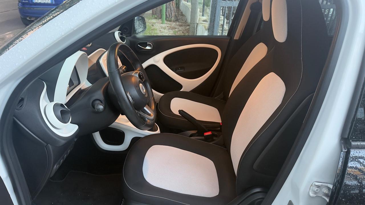 Smart ForFour 70 1.0 Passion