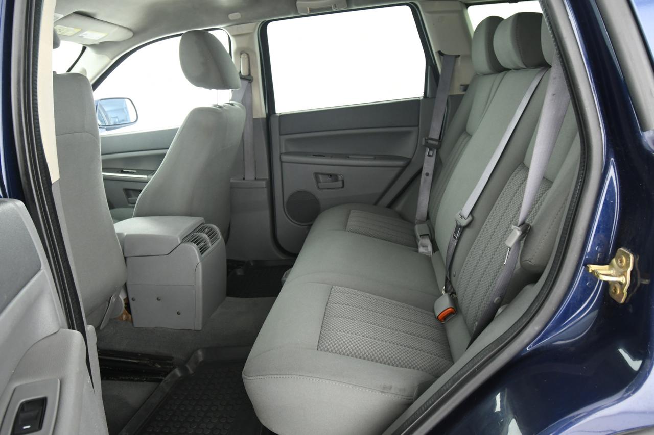 JEEP Grand Cherokee 3.0 V6 crd Laredo auto COMMERCIANTI+GANCIO TRAINO