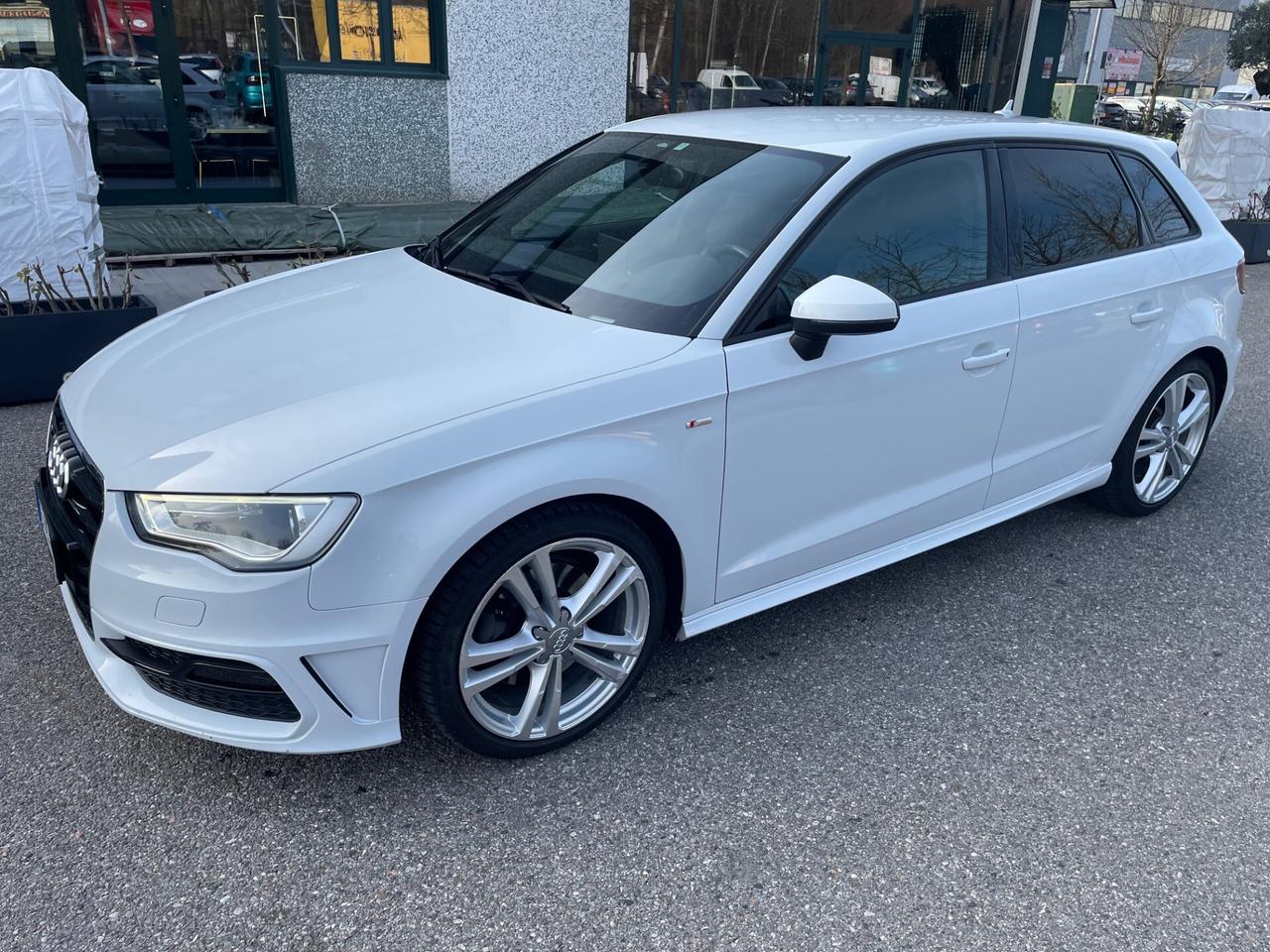 Audi A3 2.0 TDI 184 CV clean diesel quattro*S-line*Automatik*