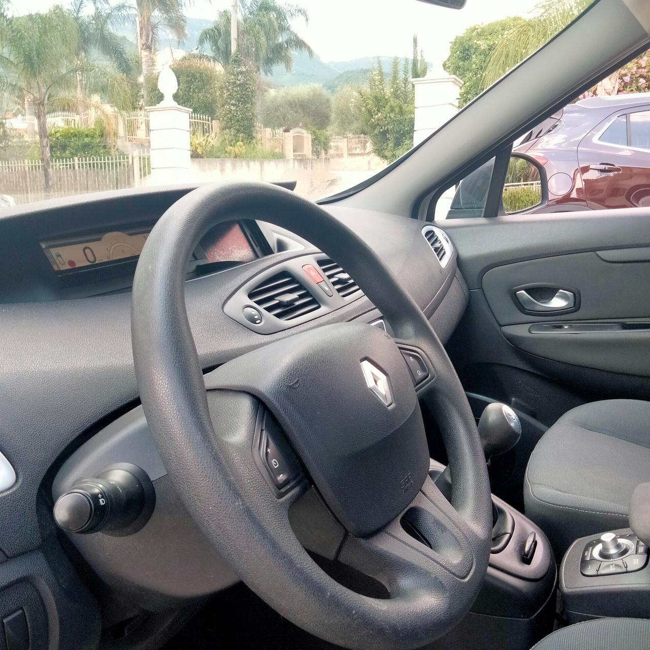 Renault Scenic Scénic 1.5 dCi 110CV Dynamique