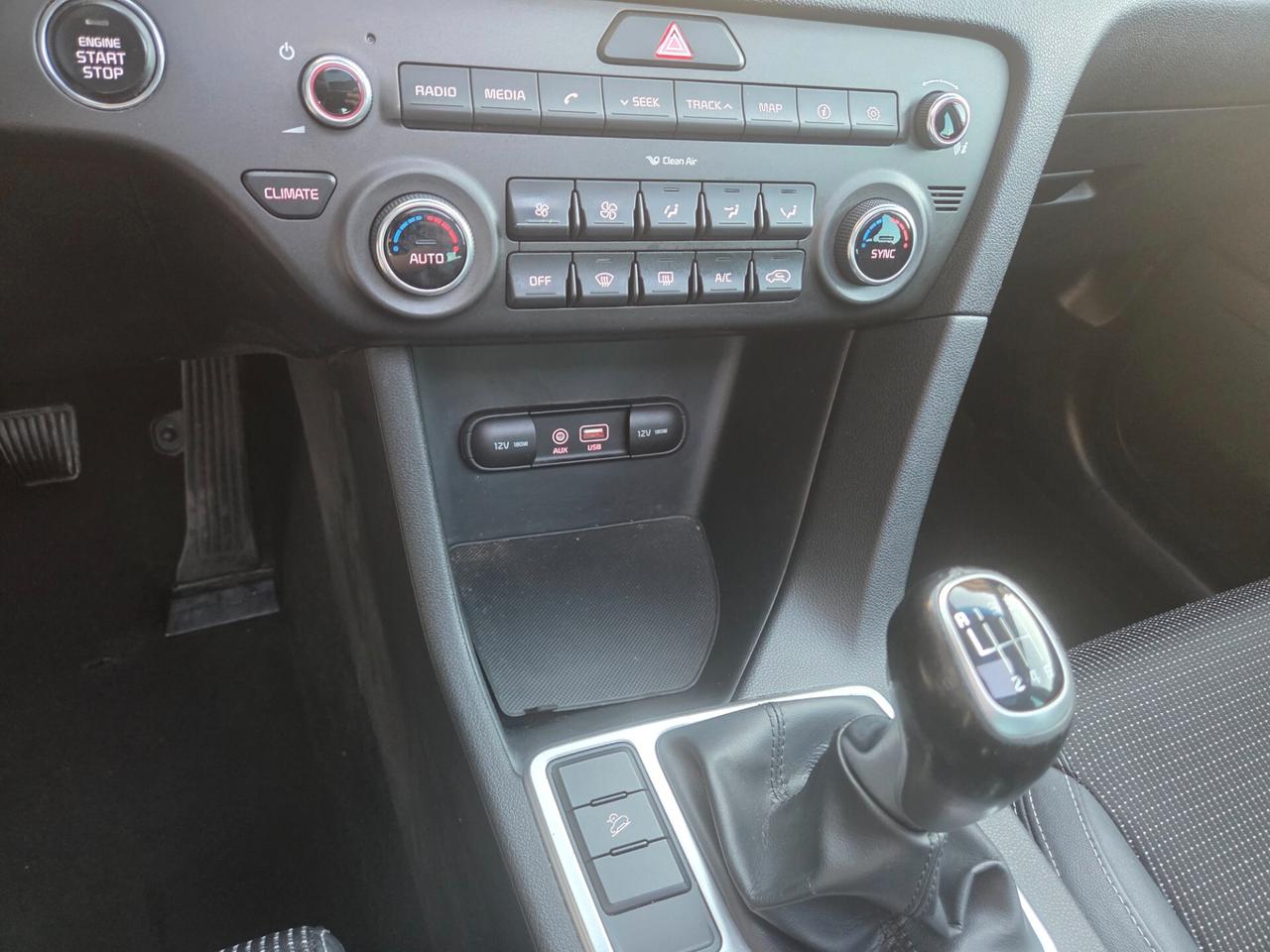 KIA SPORTAGE 1.7 115 CV TETTO APRIBILE SOLI KM 100000 CERTIF