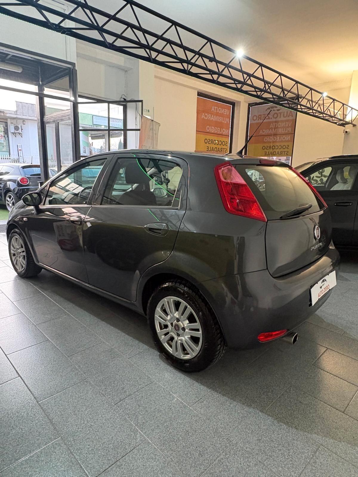 Fiat Punto 1.3 MJT II S&S 95 CV 5 porte Street