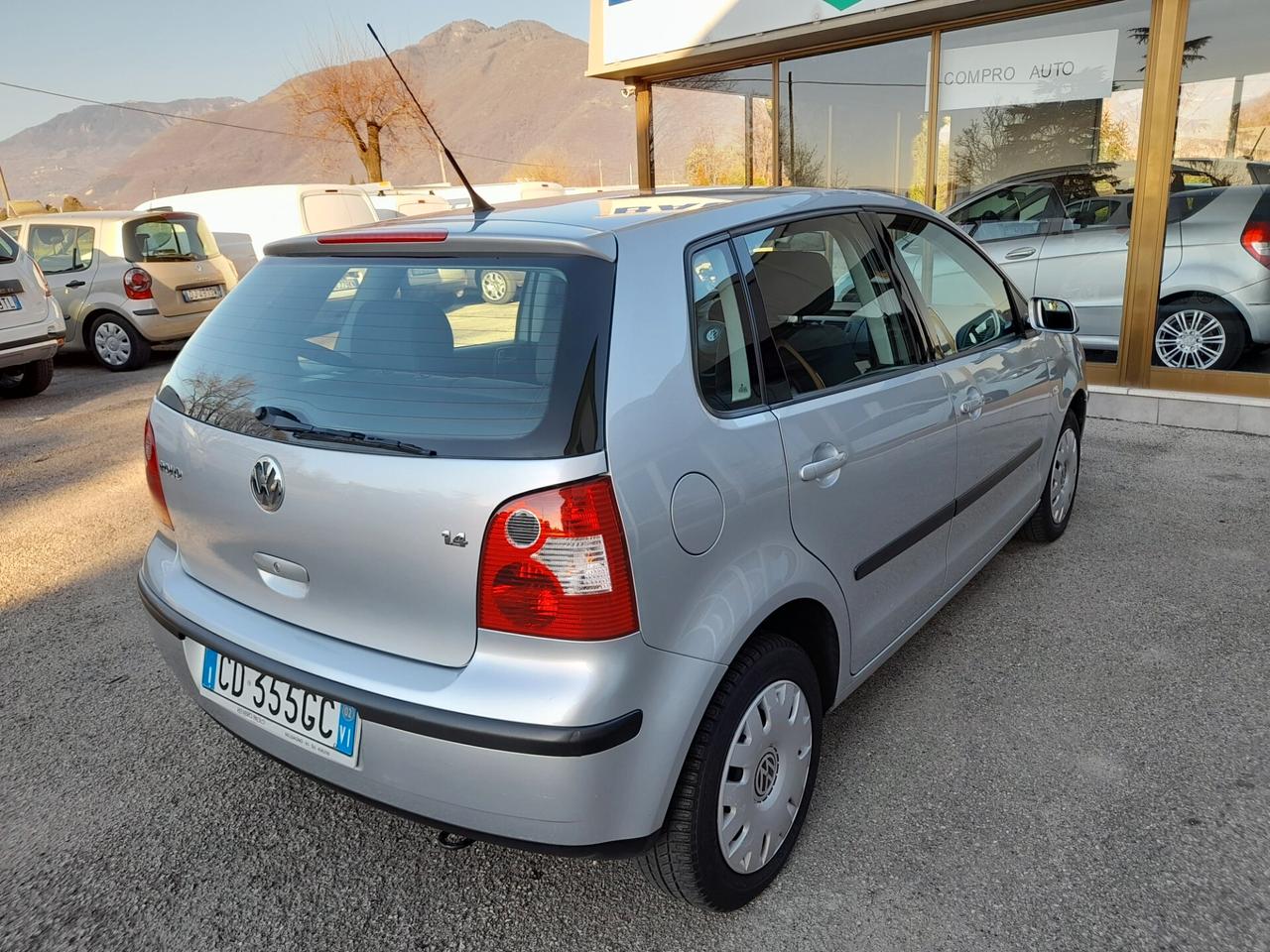 Volkswagen Polo 1.2 5p. Comfortline