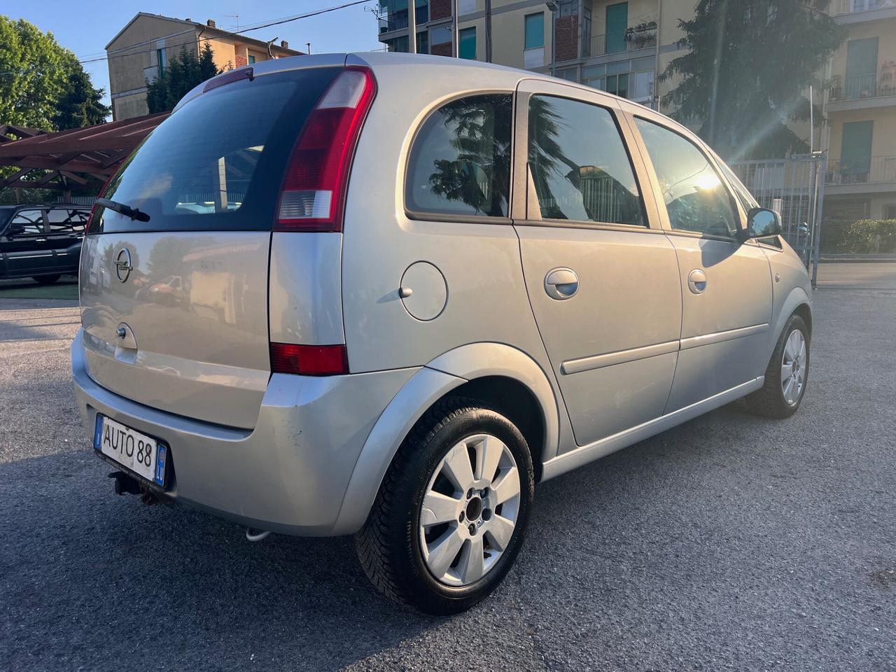 Opel Meriva 1.7 DTI Cosmo