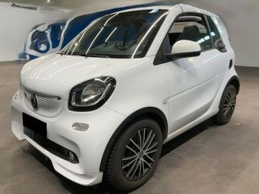 Smart Fortwo Brabus 0.9 Turbo 109cv Twinamic Exclusive Fortwo Brabus 0.9 Turbo 109cv Twinamic Exclusive *Promo SD