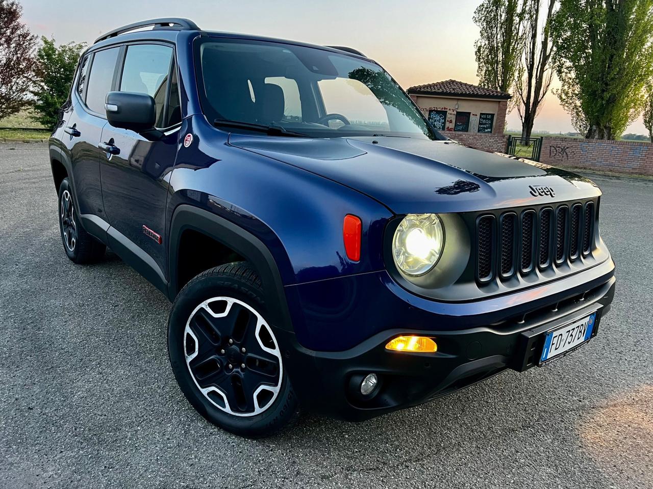 Jeep Renegade 2.0 Mjt 170CV 4WD Active Drive Low Trailhawk