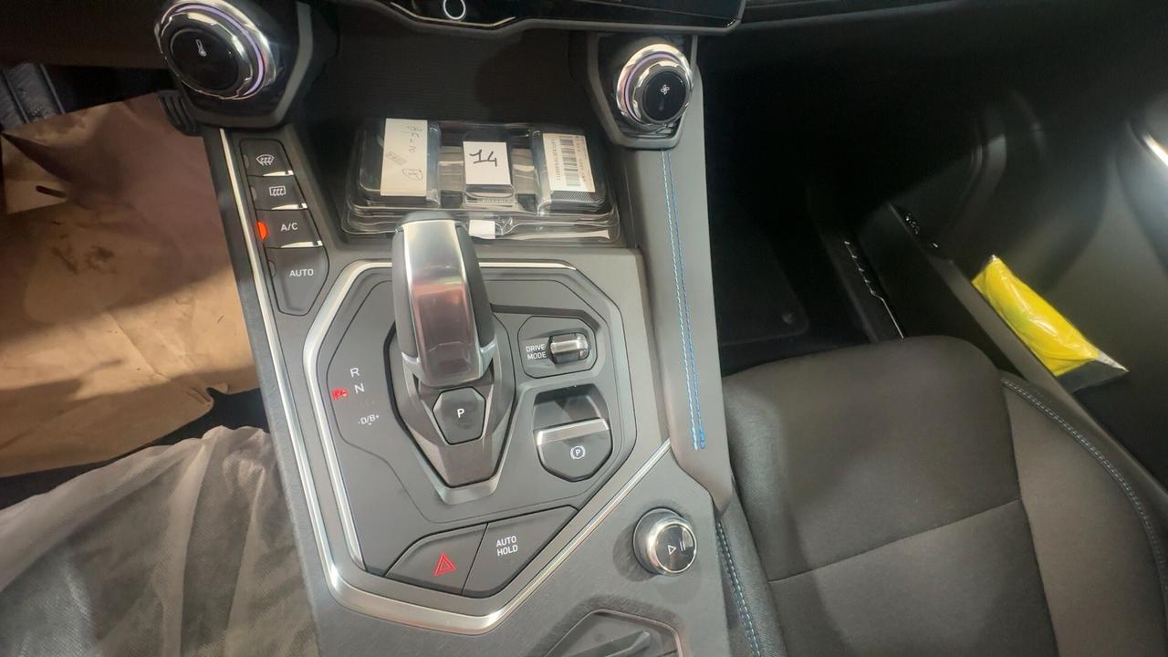 Lynk&co 01 PHEV