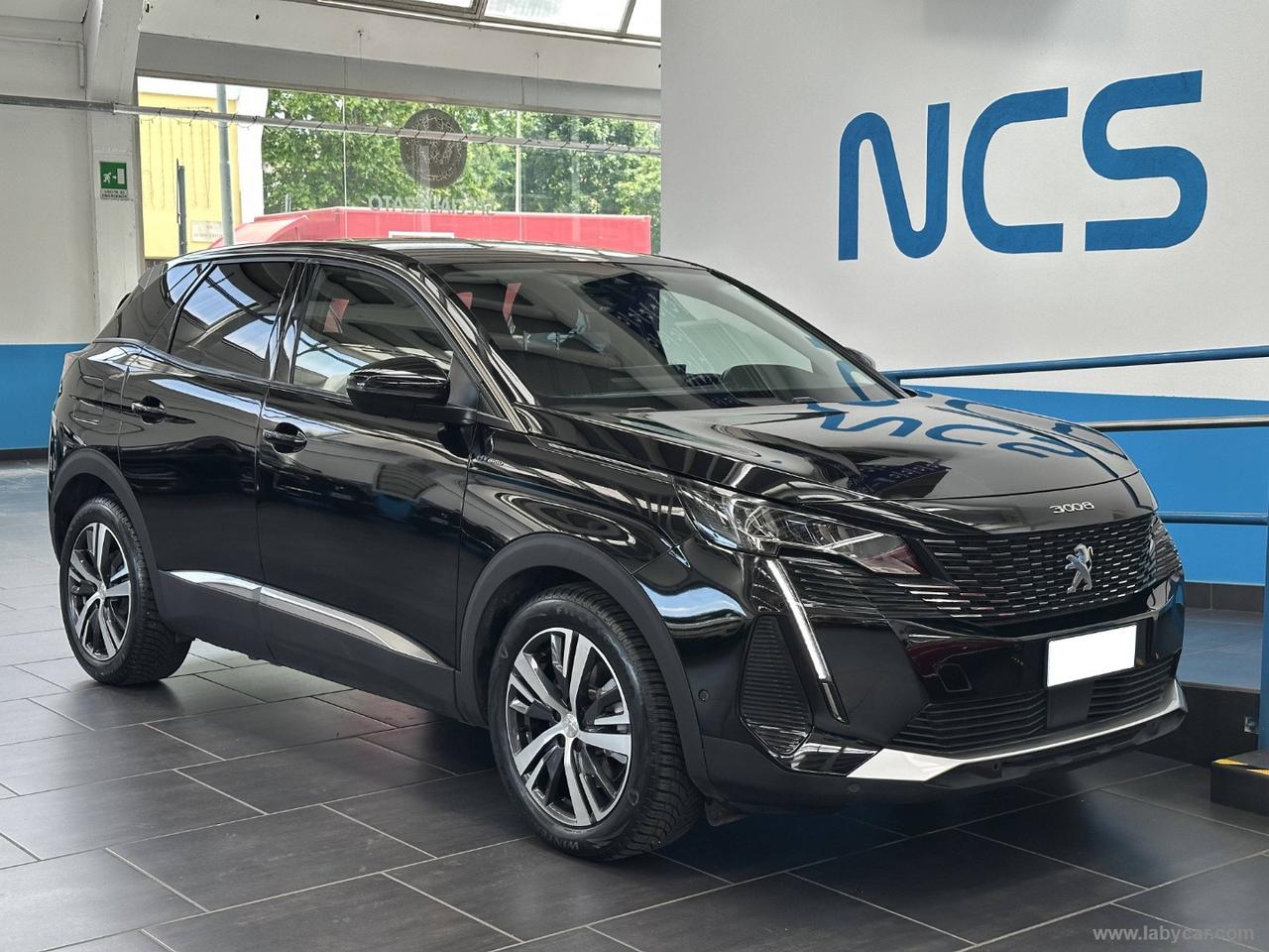 PEUGEOT 3008 Hybrid 225 e-EAT8 Allure Pack