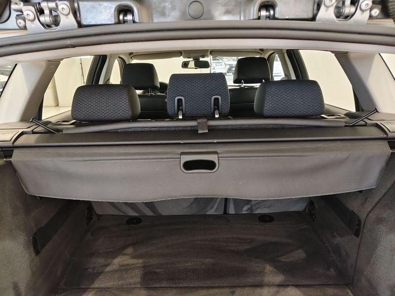 BMW Serie 3 320d CAT Touring xdrive Attiva*4x4*