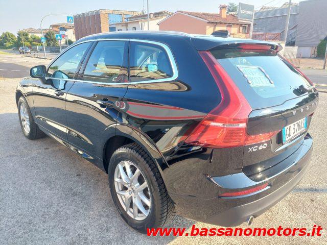 VOLVO XC60 B4 (d) AWD Geartronic Momentum Pro PROMO ESTATE