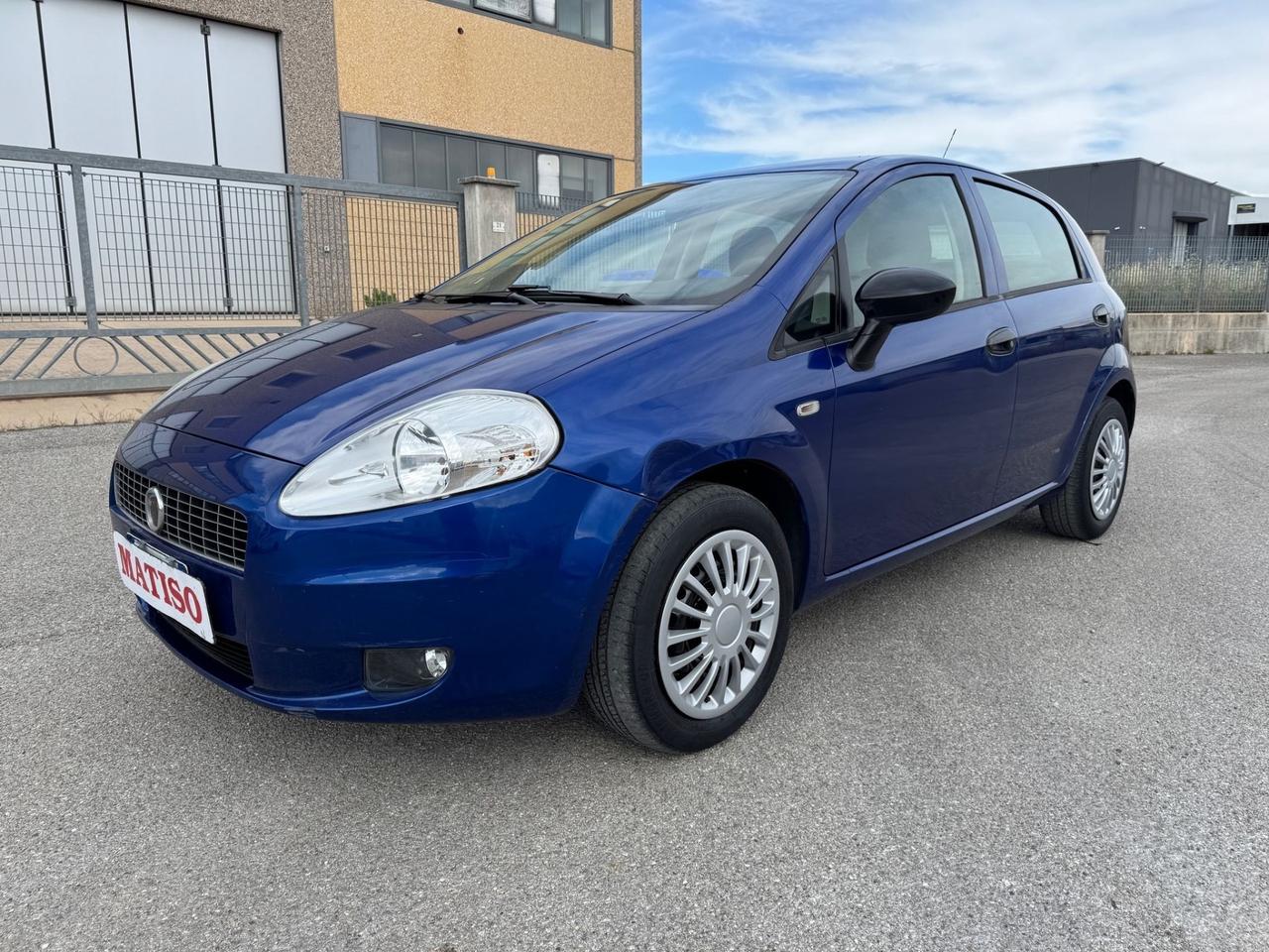 FIAT GRANDE PUNTO 1.2 Benz 5p 95000 km