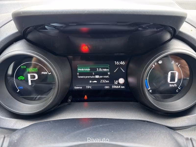Toyota Yaris Cross 1.5h Active fwd 116cv e-cvt