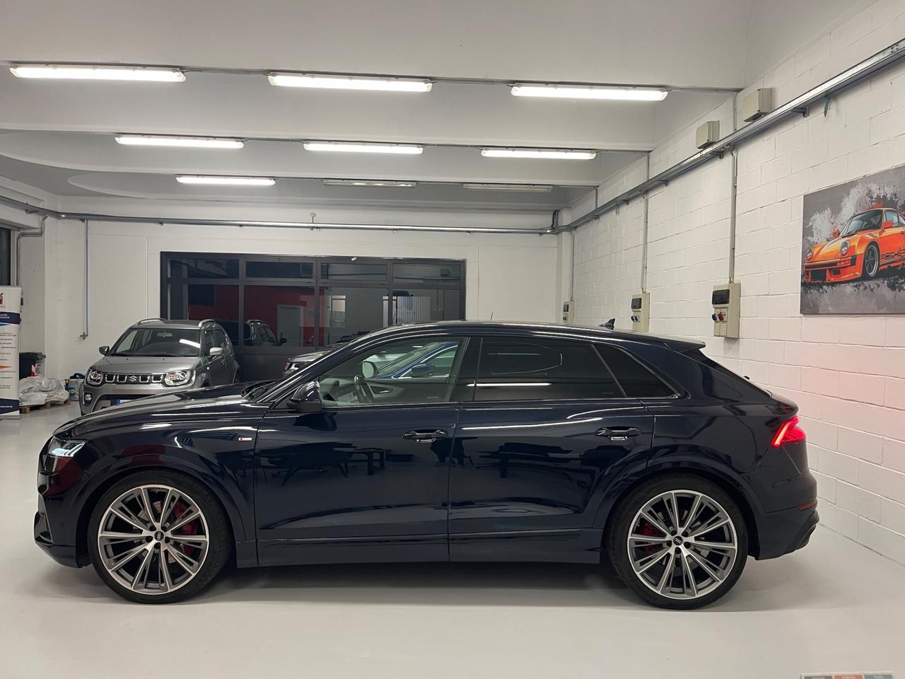 Audi Q8 55 TFSI quattro tiptronic S line