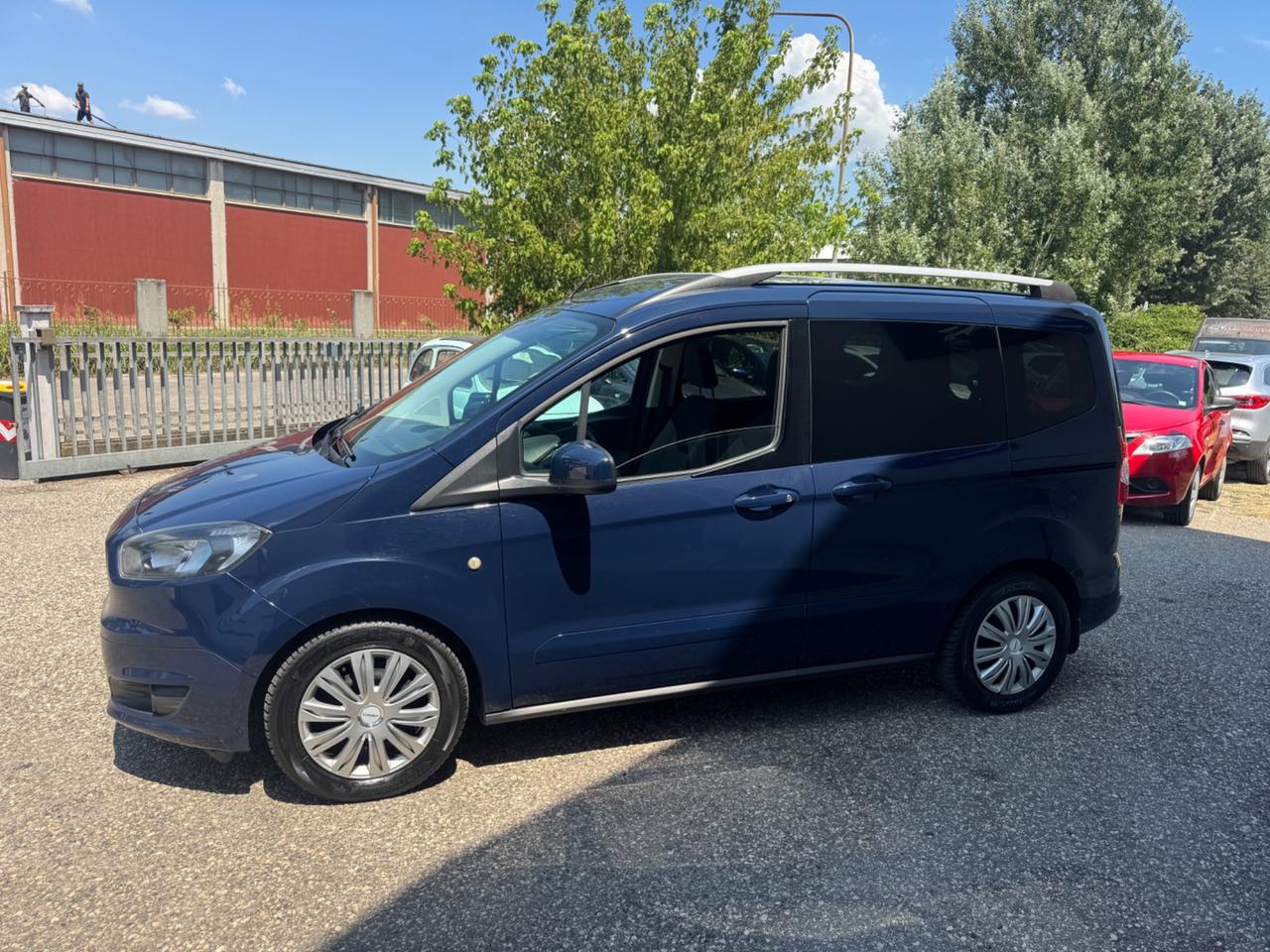 Ford Tourneo Courier 1.5 TDCI 95 CV Plus