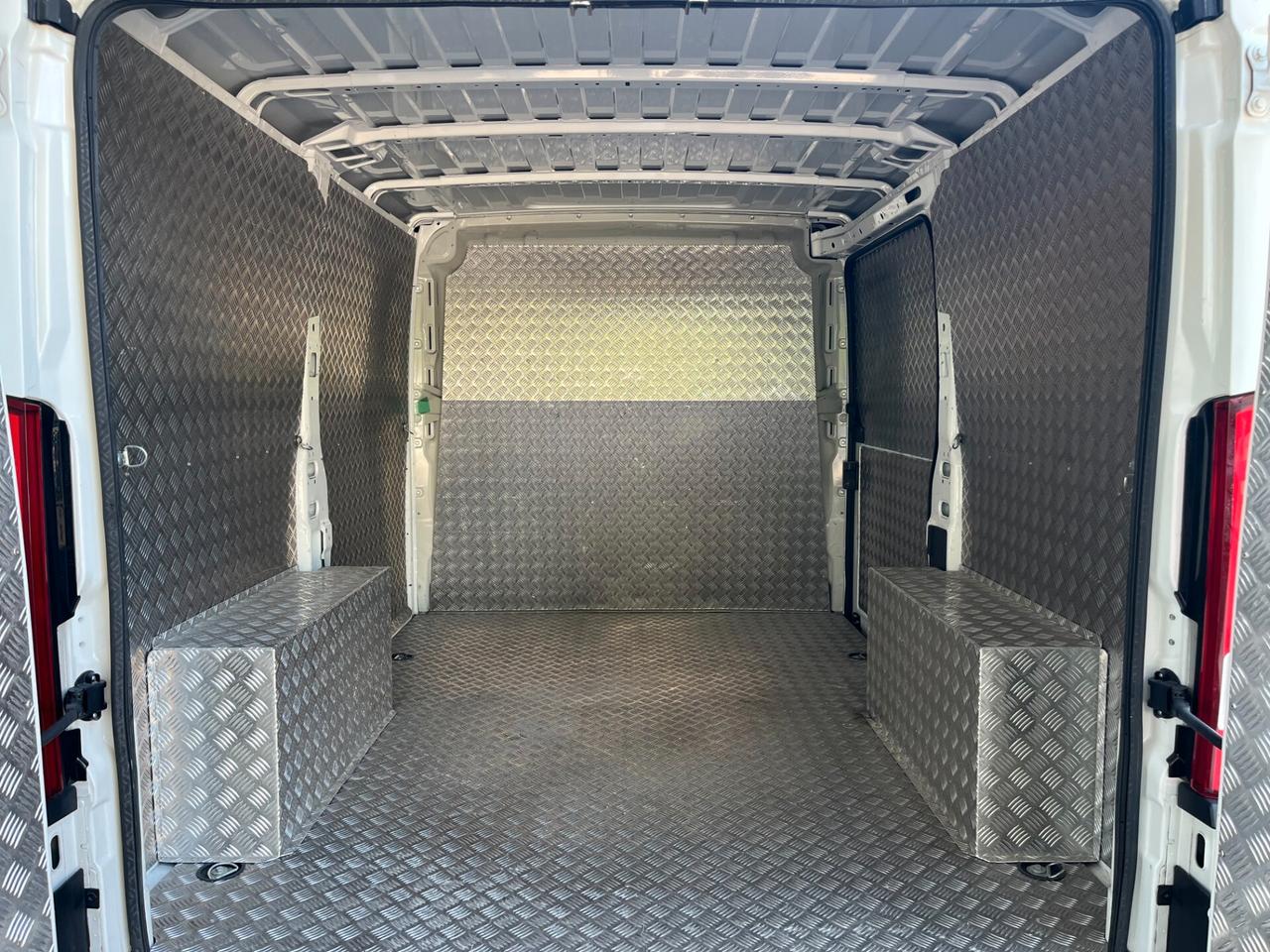 Citroen Jumper Furgone 33 L1H1 BlueHDi 140 + IVA !