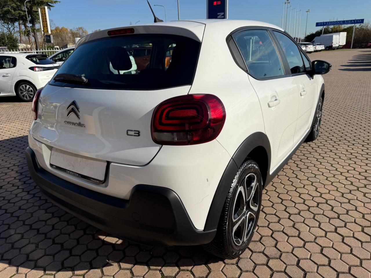 Citroen C3 PureTech 82 Shine OK NEOPATENTATI
