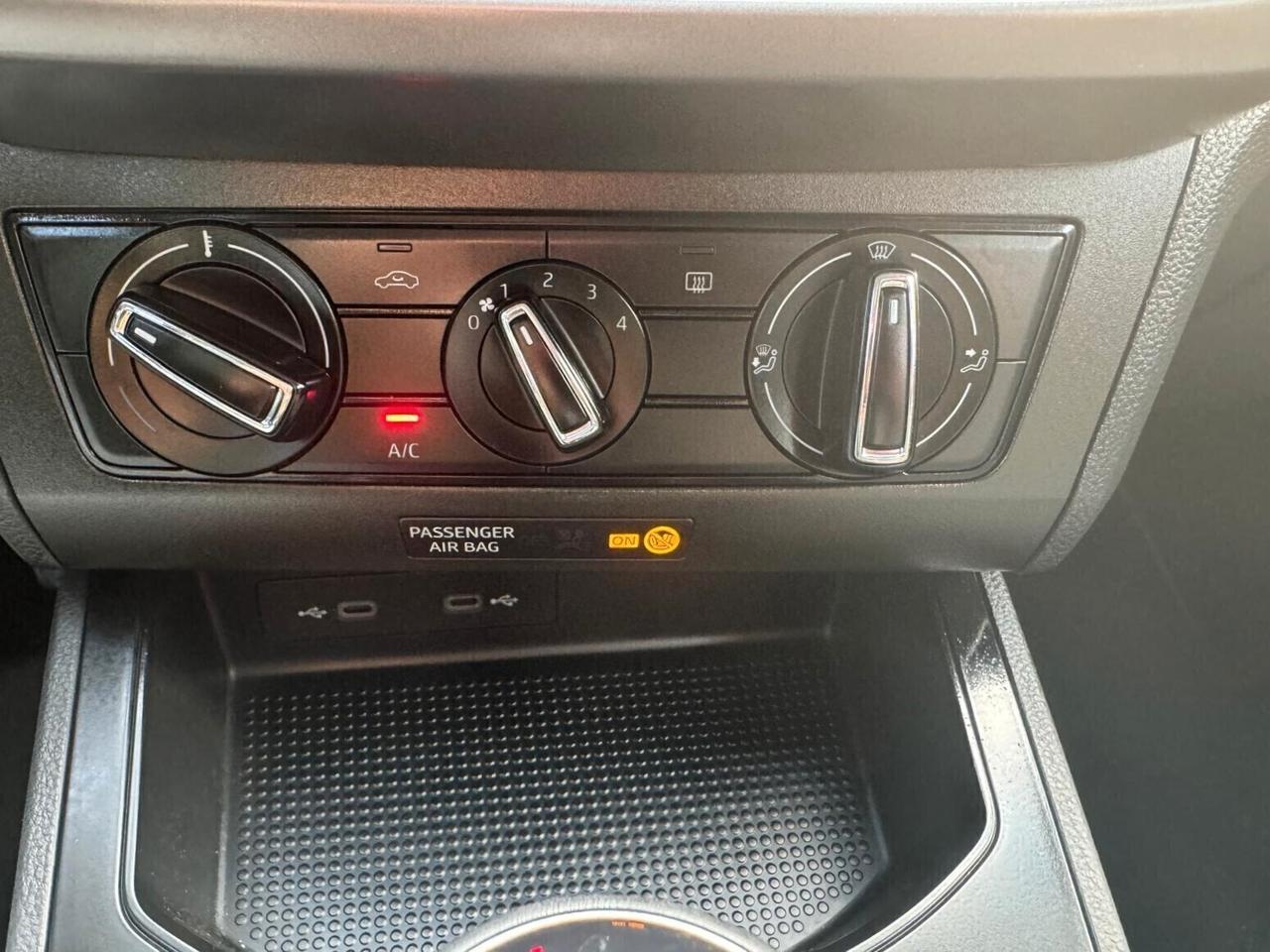 Seat Ibiza 1.6 TDI 95 CV 5 porte Business neopatentati