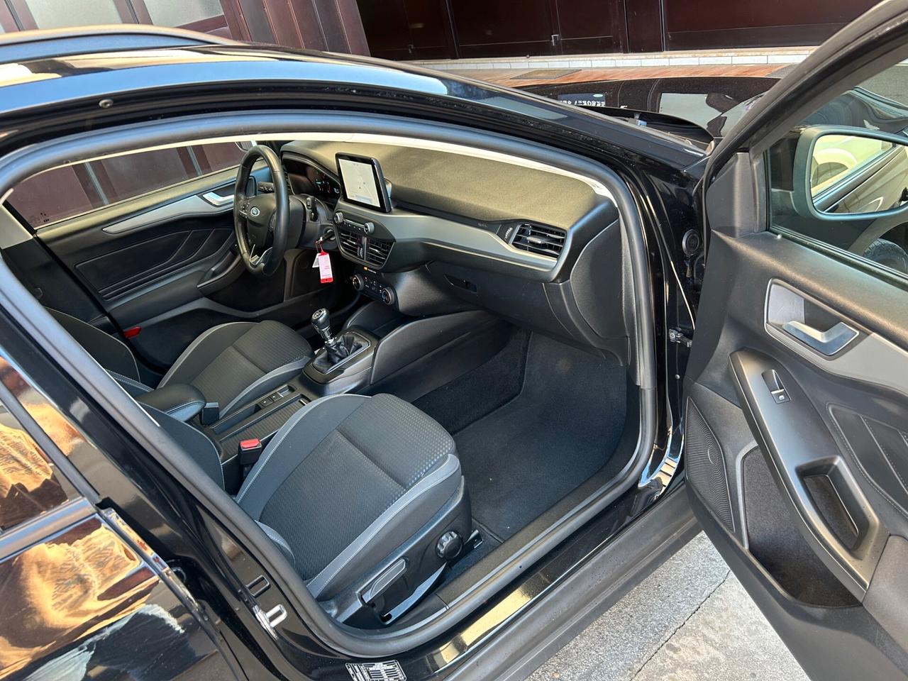 Ford Focus 1.5 EcoBlue 120 CV SW Business GANCIO TRAINO