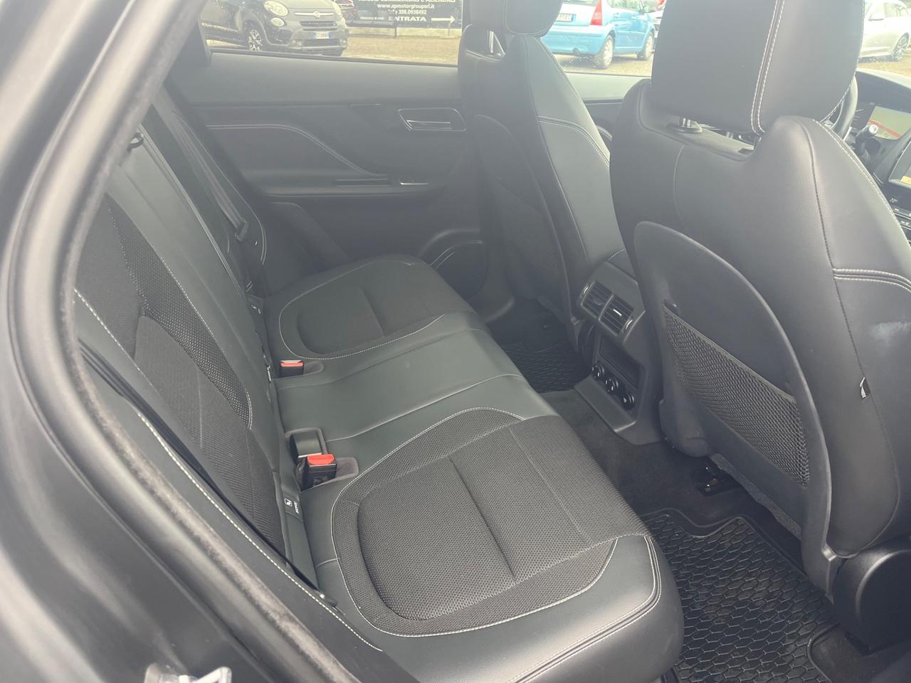 Jaguar F-Pace 2.0 D 180 CV AWD aut. R-Sport full optional
