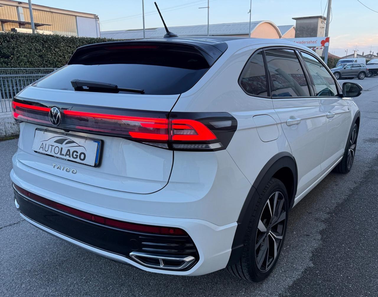 Volkswagen Taigo 1.0 TSI 115 CV DSG R-Line Plus Tetto apribile