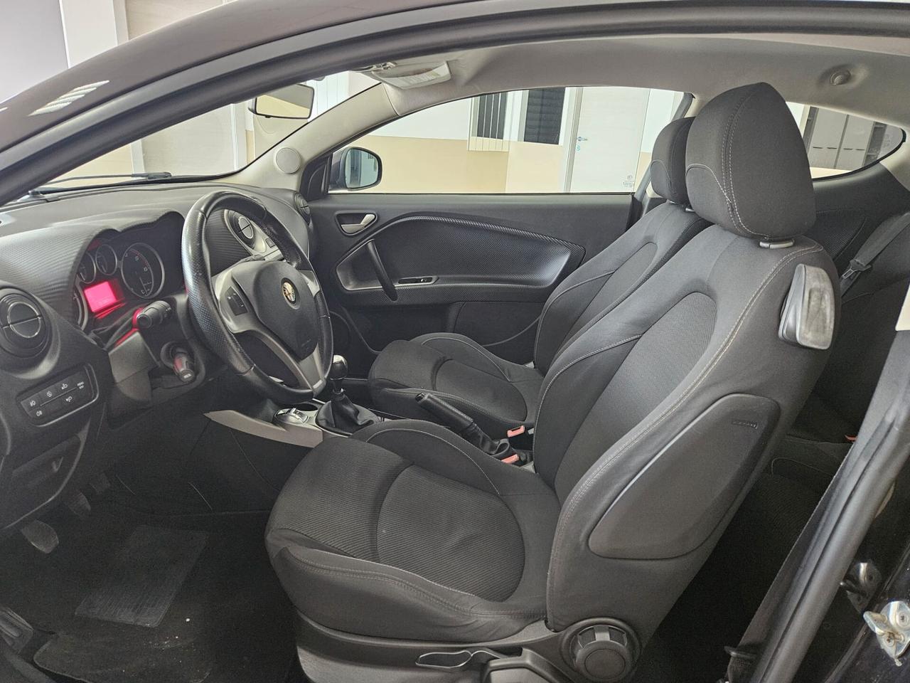 Alfa Romeo MiTo 1.3 JTDm-2 95 CV S&S Distinctive Sport Pack