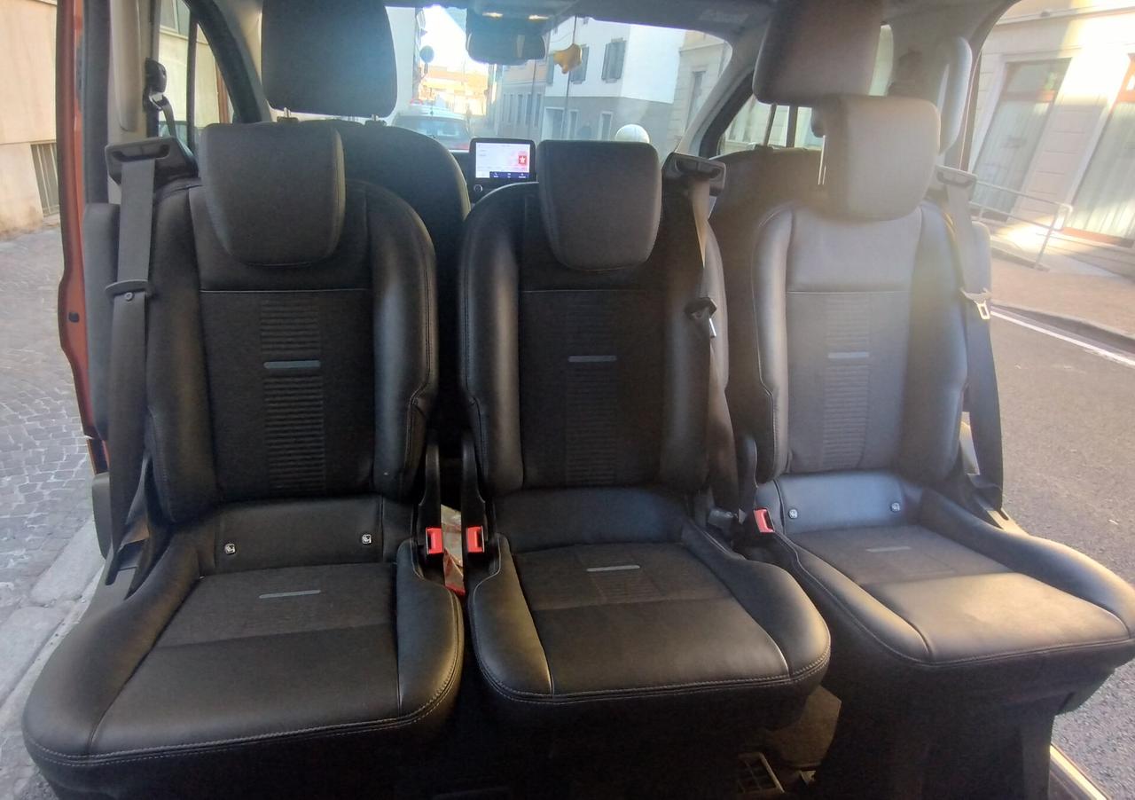 Ford Tourneo Custom 320 2.0 EcoBlue 170CV aut. PC Active