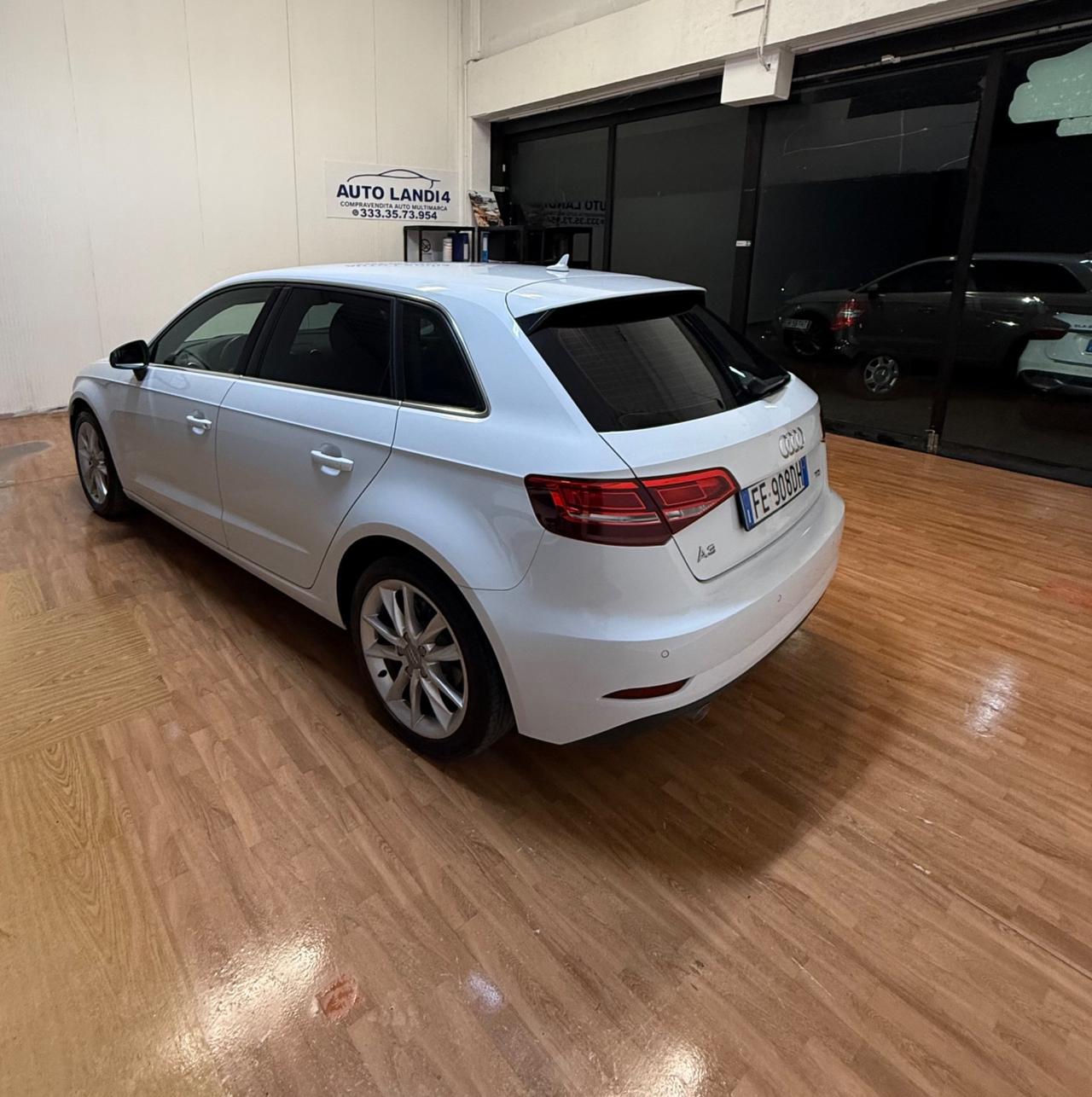 Audi A3 SPB 1.6 TDI S tronic Business