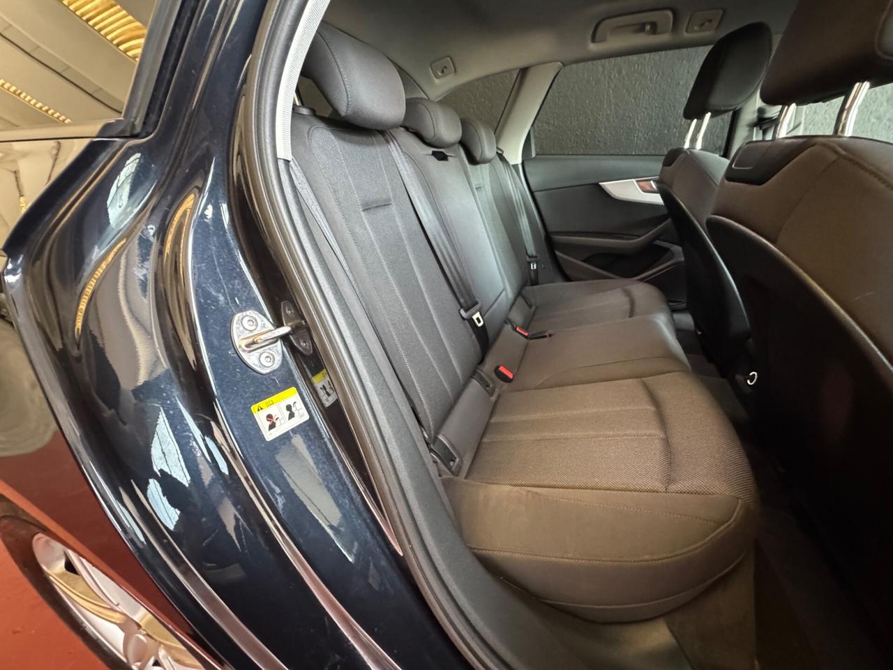 Audi A4 Avant 2.0 TDI 150 CV S tronic line edition