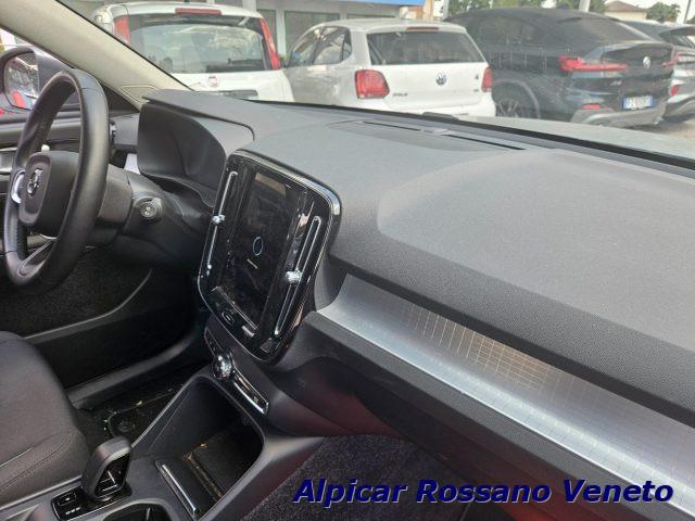 VOLVO XC40 automatico Business PLAGHIN