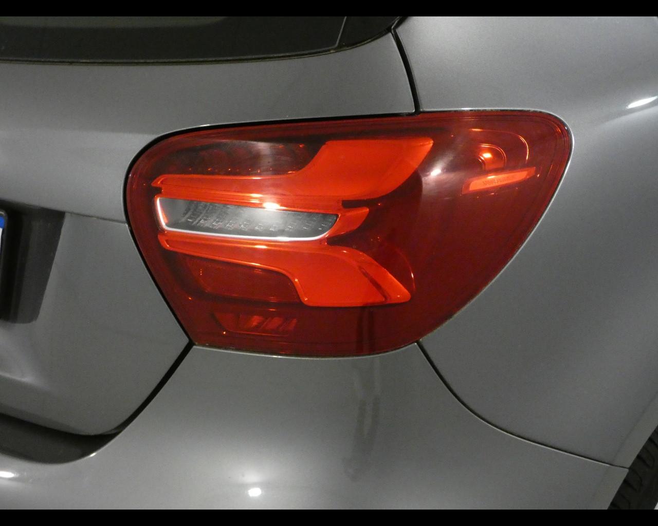 Mercedes-Benz Classe A (W176) - A 180 d Premium