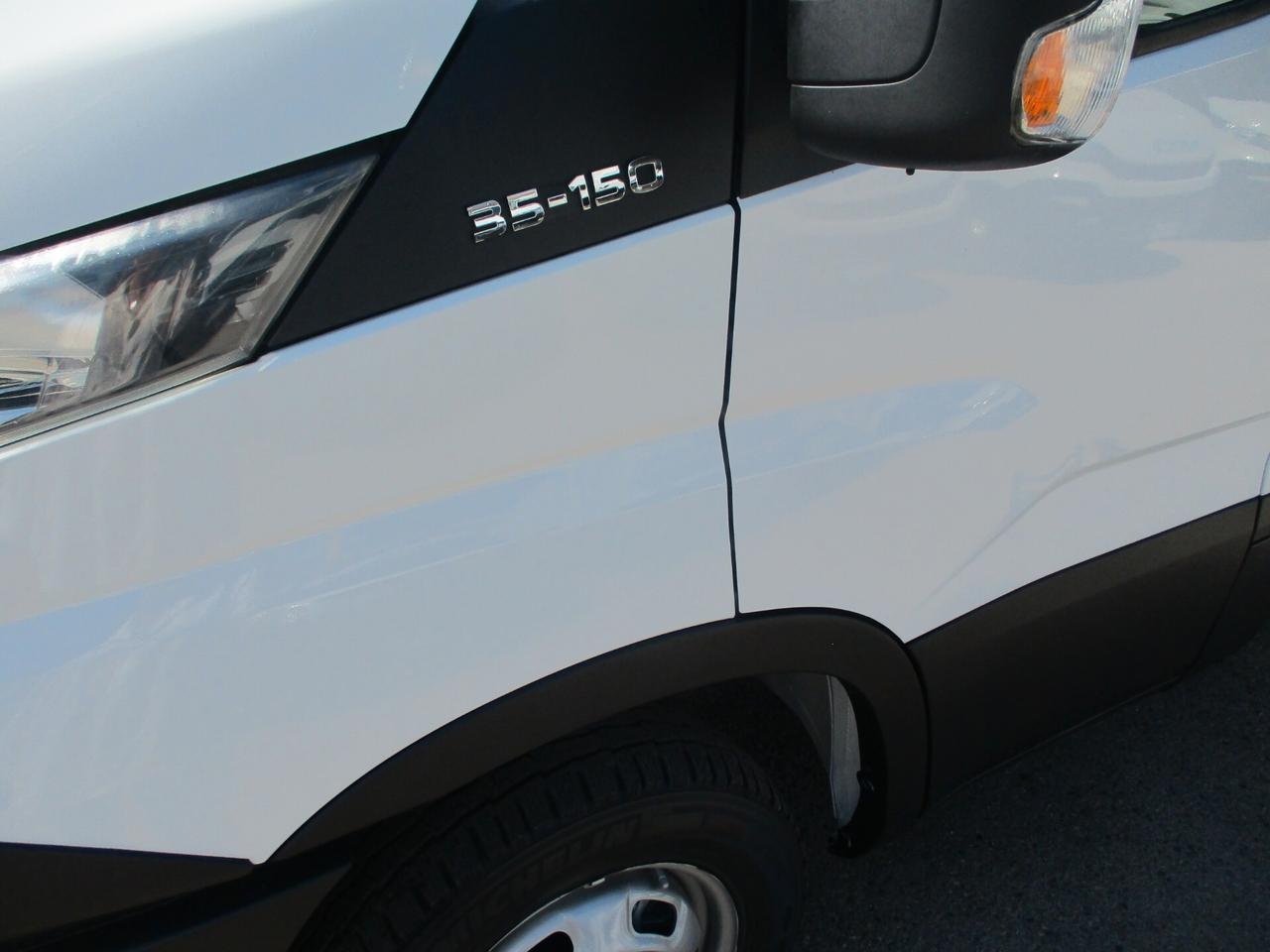 Iveco Daily 35C15 3000 150CV E5 CASSONE 4.50M **PERFETTO**