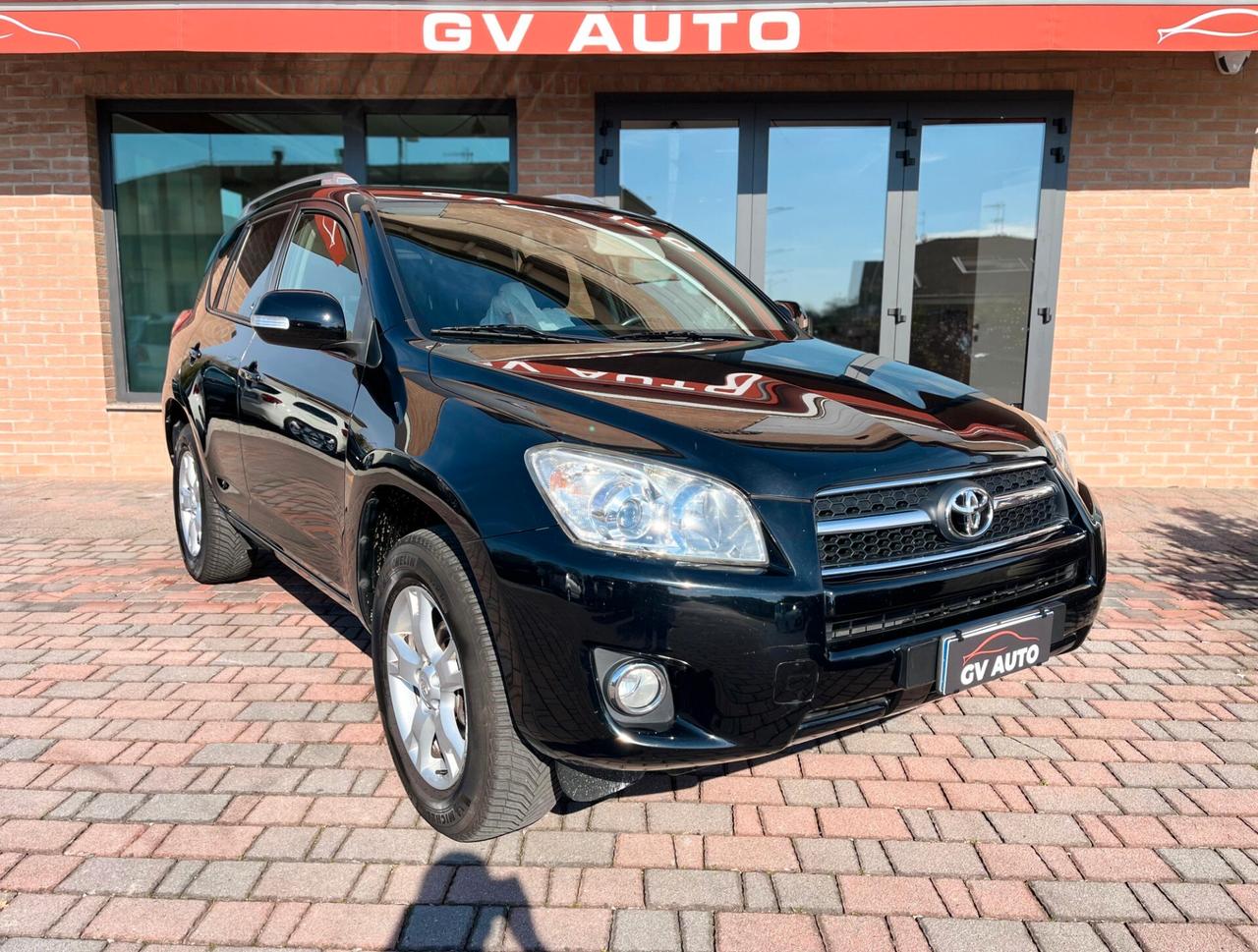 Toyota RAV 4 2.2 D-4D