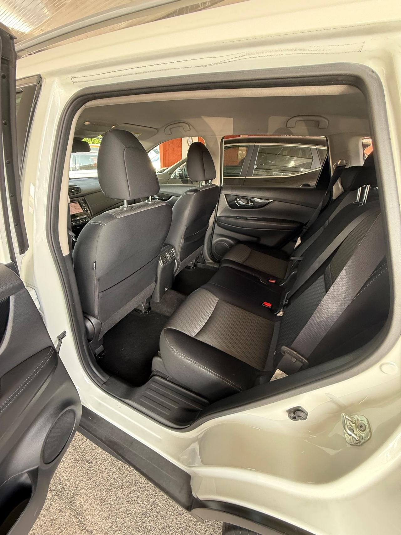 X-Trail 4x4 1.7 Dci -Tekna-unipro-rate-tagliandi certificati
