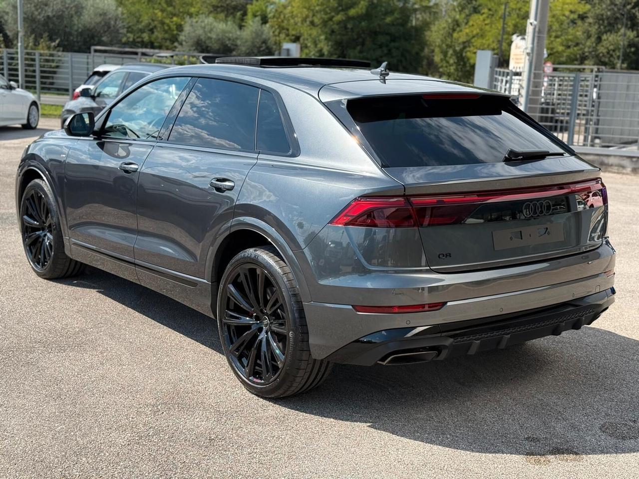 Audi Q8 TDI 286 STRAFULL PRONTA CONSEGNA