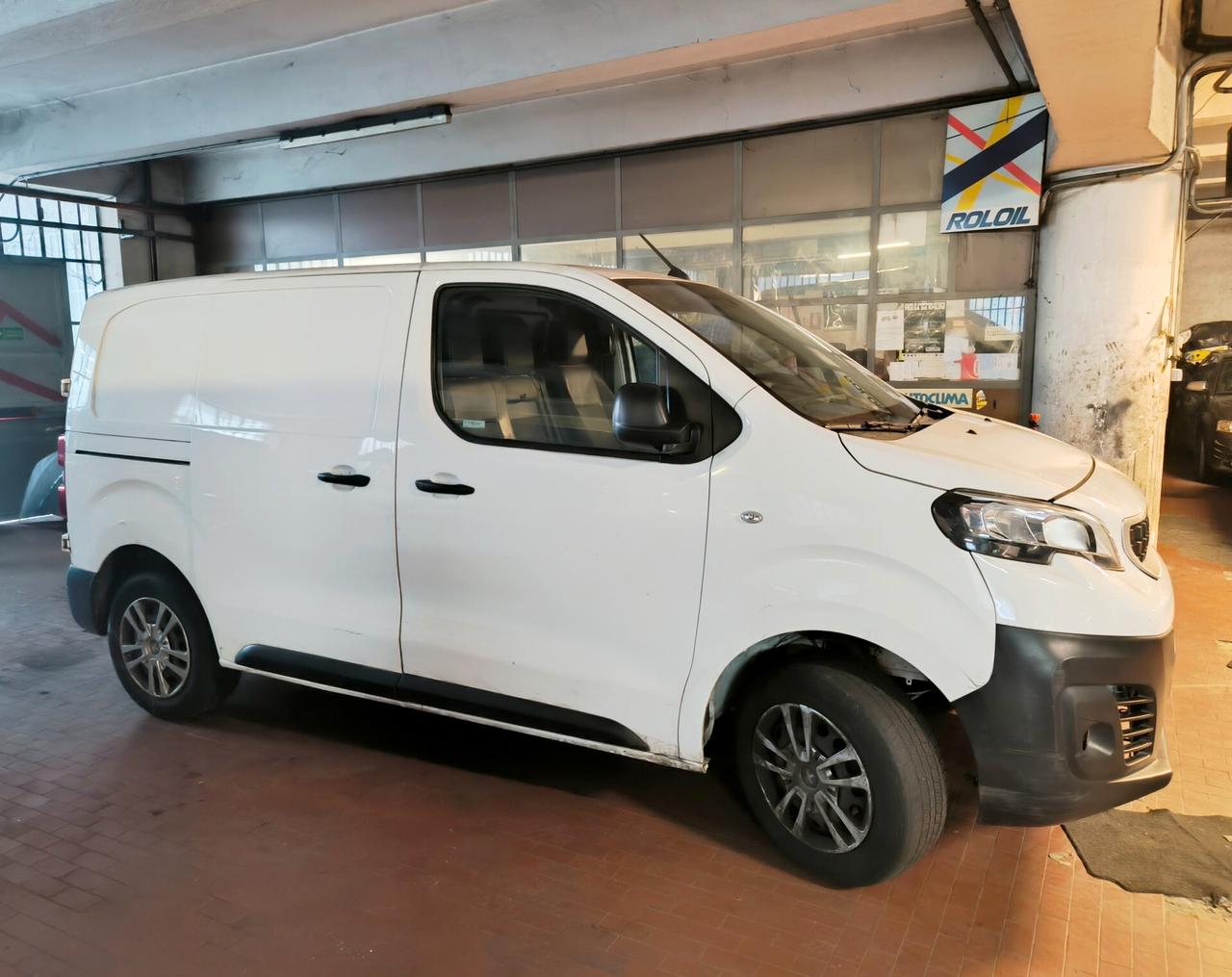 Peugeot Expert CON MOTORE FUSO
