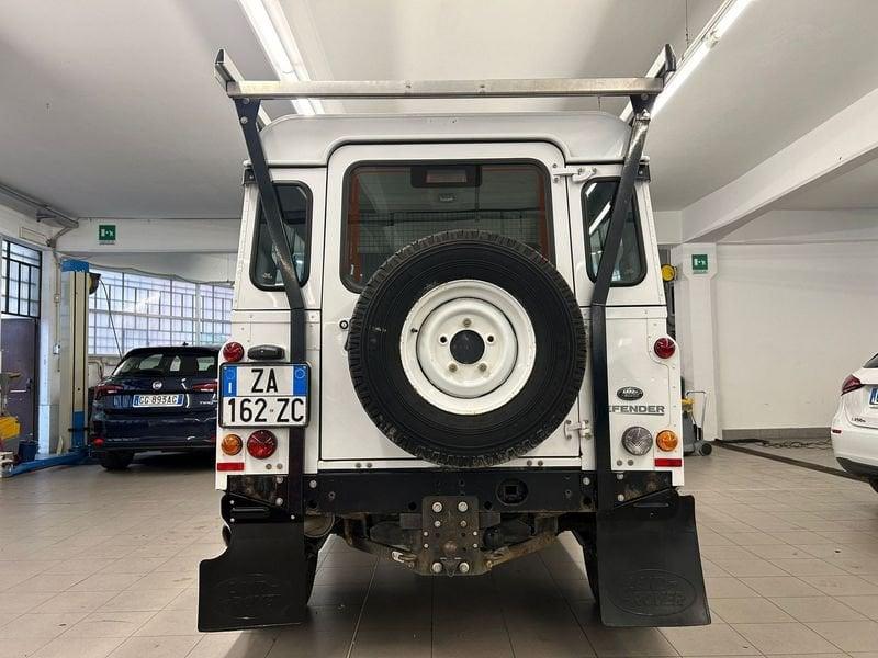 Land Rover Defender 90 2.4 TD4 Station Wagon SE